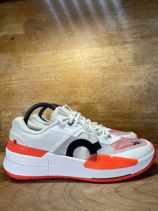 On Running Shoes - On Cloud The Roger Pro 2 Clay Womens Size 9 Tennis Shoes Sneakers White Orange